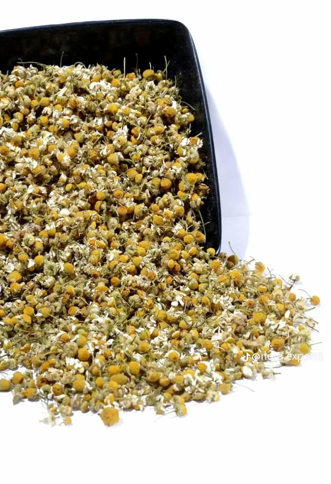 Premium Egyptian Chamomile Flowers Grade A - Fayoum Origin - Export Quality 2026
